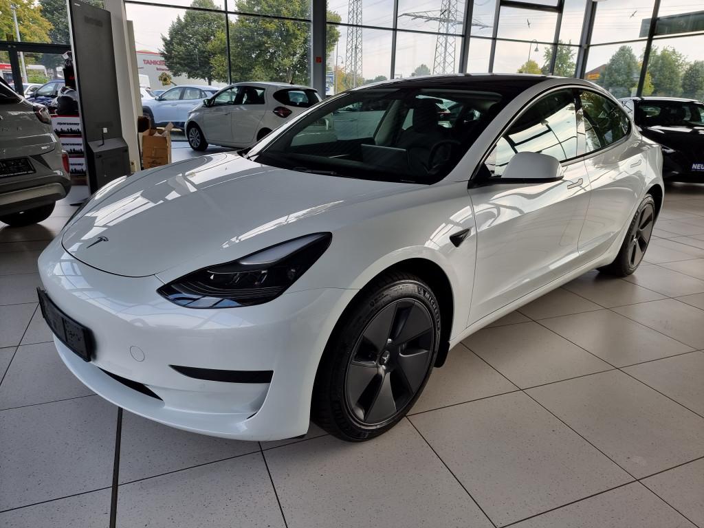 Tesla Model 3 Dual Motor Allrad, 2021